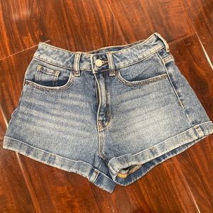 PacSun Denim Mom Shorts, Size 23